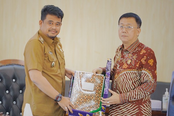 DPRD Medan Setujui Ranperda Tentang Keolahragaan Sebagai Perda