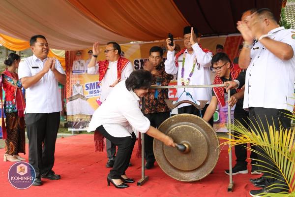 Bupati Karo Buka Ethnic Expo Project SMK Negeri 1 Berastagi