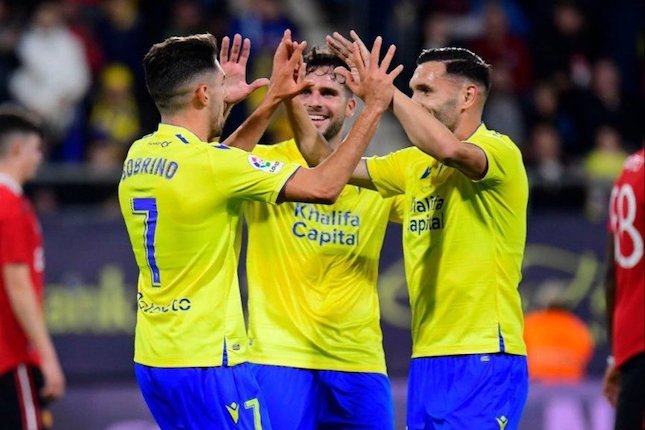 Laga Persahabatan, Cadiz Kalahkan MU 4-2