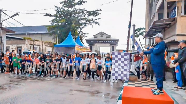 Diikuti 285 Peserta, Wali Kota Sibolga Lepas Lomba Lari Lintas Alam Tingkat Pelajar SMP se Sumut