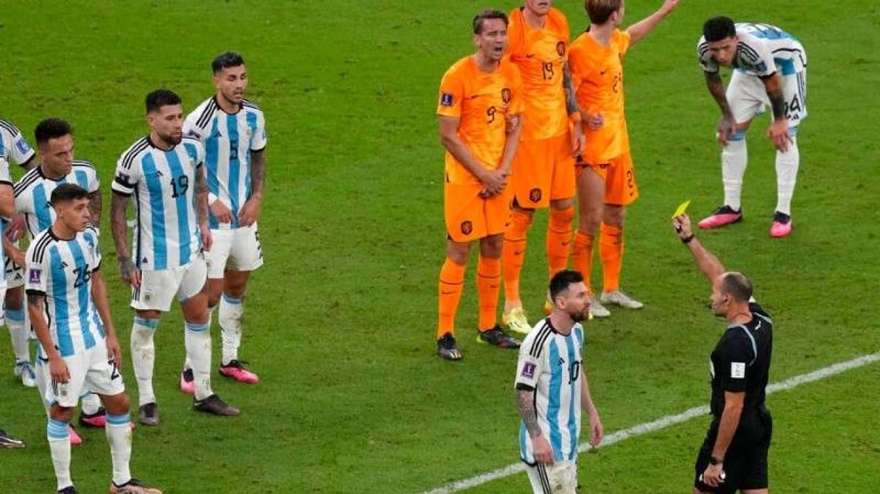 Perempat Final Piala Dunia 2022 Argentina vs Belanda, Wasit Keluarkan 17 Kartu Kuning