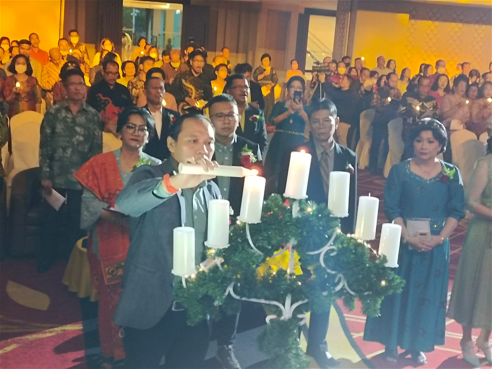 Keluarga Besar PLN UIP Sumbagut Rayakan Natal