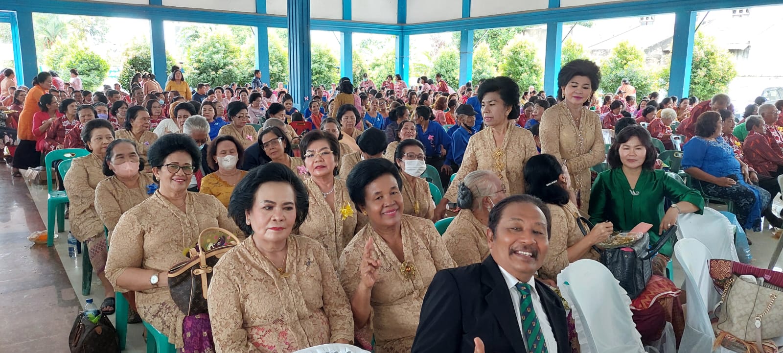 Perayaan Natal Saitun GBKP Klasis Medan Kampung Lalang, Pdt Erwin Gurky Imbau Anak-anak Kasihi Orang Tua