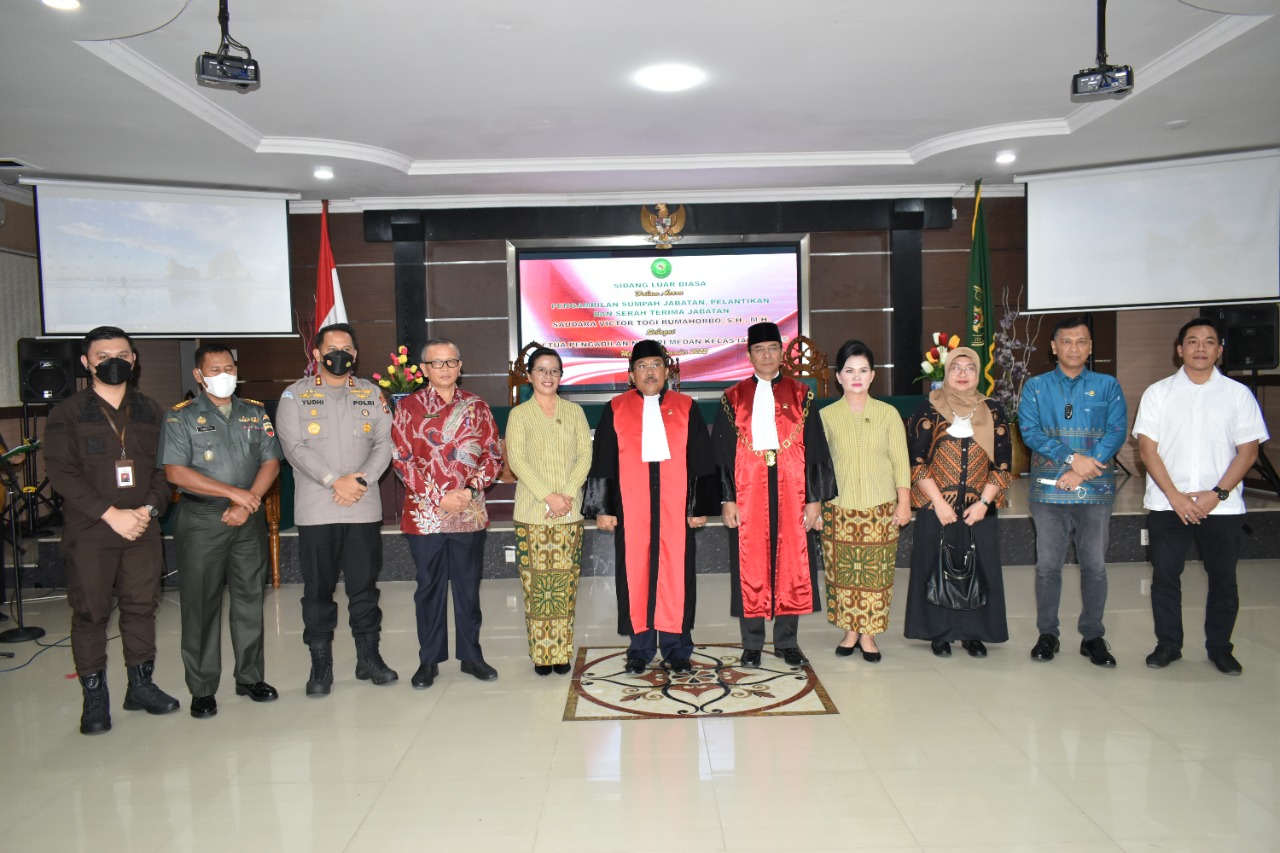 Victor Togi Rumahorbo Dilantik Sebagai Ketua PN Medan