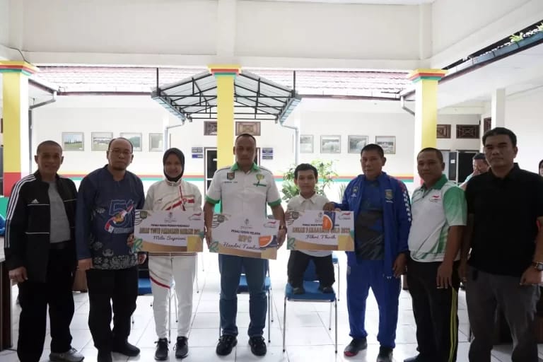 Dua Atlet dan Satu Pelatih NPC Dapat Penali Asih dari Pemkab Asahan