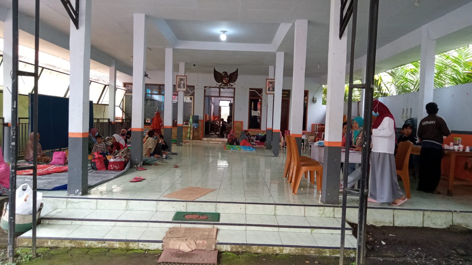 Peristiwa Gunungapi Semeru, 1.979 Jiwa Mengungsi