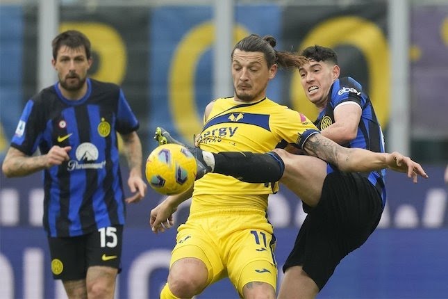 Inter Milan Lawan Hellas Verona 2-1