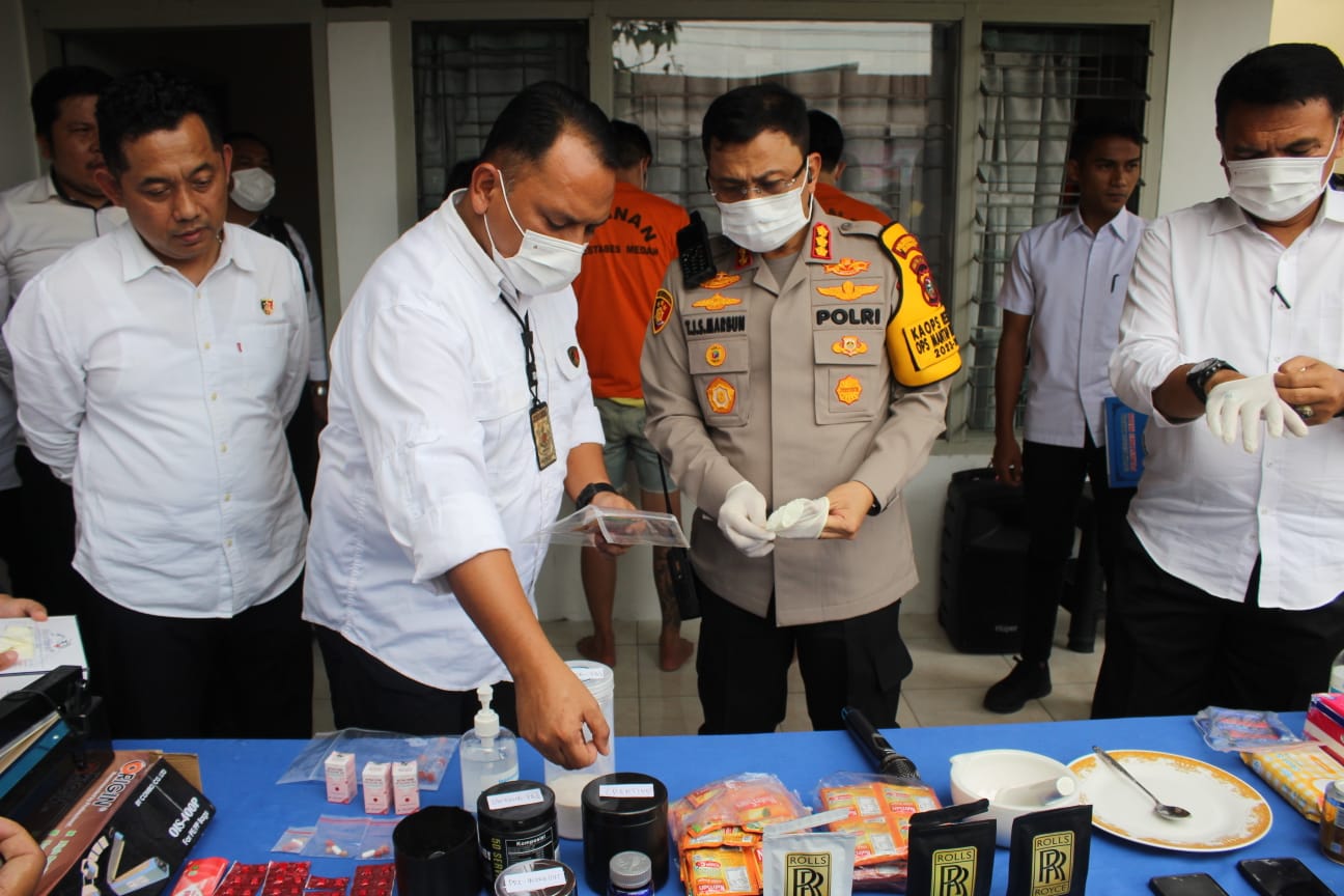 Polrestabes Medan Ungkap Peredaran Narkoba Modus Kemasan