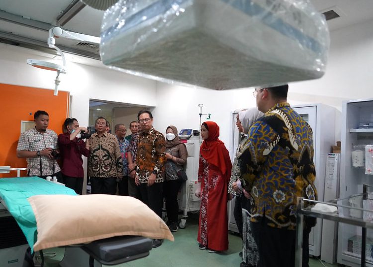 Menkes Apresiasi RSUD Haji Surabaya yang Sukses Integrasikan Layanan ke SatuSehat
