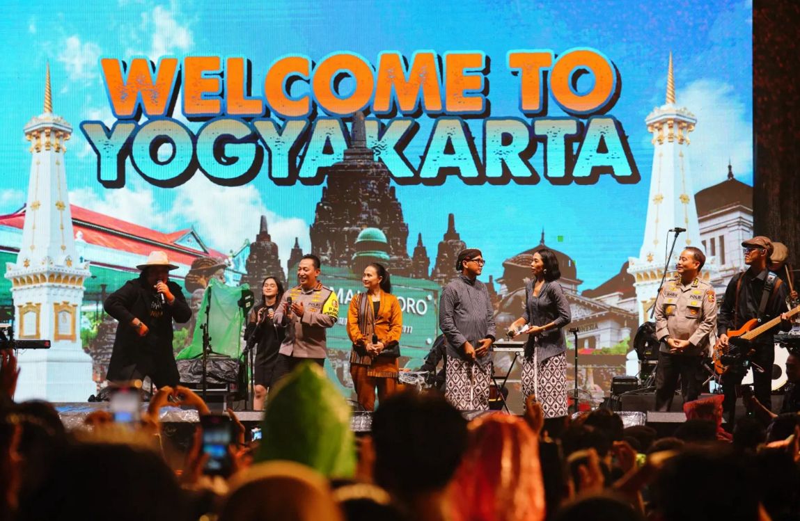 Kapolri Ajak Warga Jaga Persatuan-Kesatuan Di Acara Jogja Asik