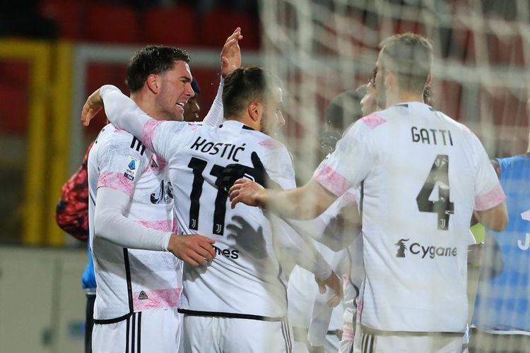 Juventus Kalahkan Lecce 3-0
