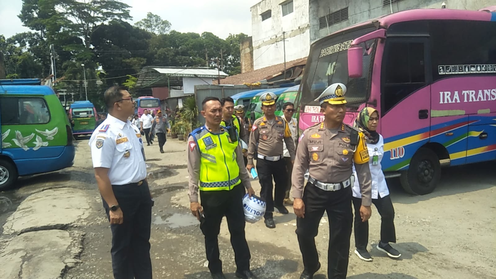 Ditlantas Polda Sumut Bersama Dishub Sidak ke Sejumlah Pool Angkutan Umum