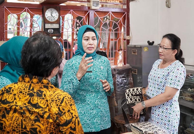 Pj Ketua Dekranasda Sumut Dorong Masyarakat Nias Kembangkan UMKM Kriya