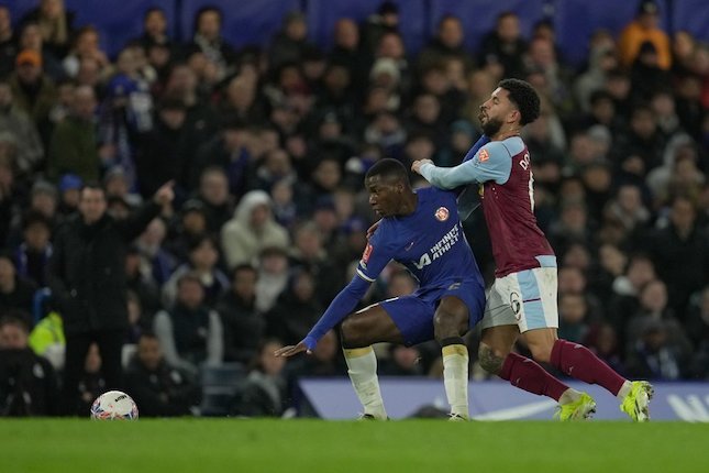 Chelsea Lawan Aston Villa Bermain Imbang 0-0