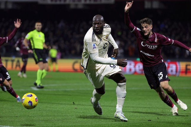 Liga Italia, Salernitana Lawan AS Roma 1-2