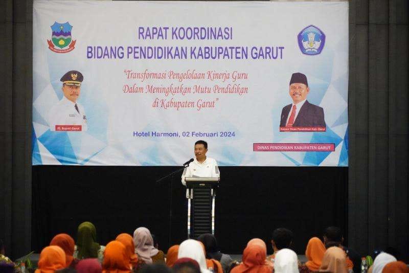 Rakor Pendidikan Garut: Meningkatkan Kualitas dan Transformasi ke Era Digital