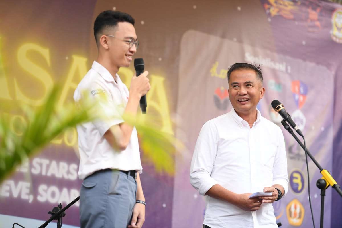 Pesan Pj Gubernur Jabar kepada Siswa SMA/SMK Kelas XII Agar Berani Kuliah di Luar Bandung