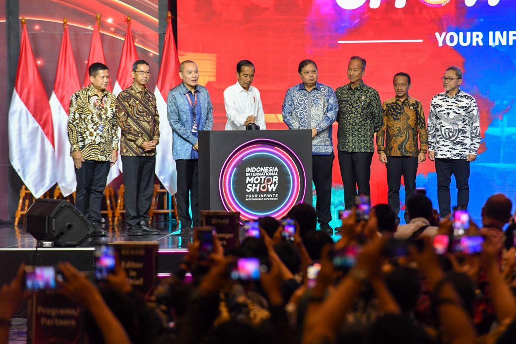 Buka Pameran IIMS 2024, Presiden Jokowi Tekankan Mobil Listrik Masa Depan Otomotif Indonesia