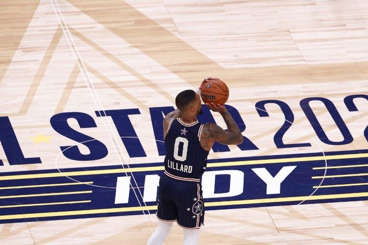 NBA All-Star 2024: Tim Giannis Bungkam Tim LeBron