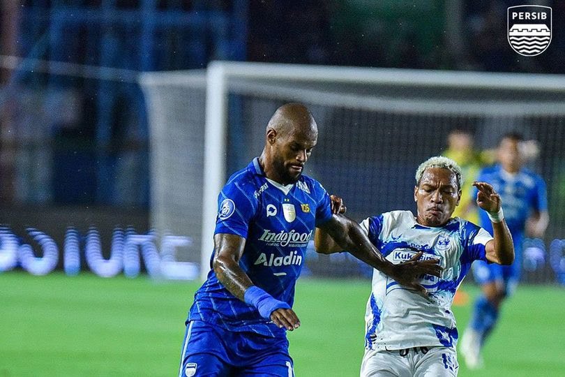 Liga 1: Persib Bandung Kipas PSIS Semarang 3-0