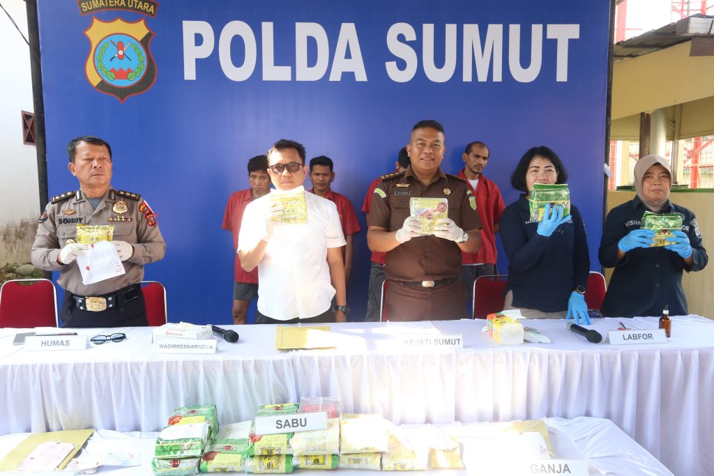 Hasil Pengungkapan 14 Hari, Polda Sumut Musnahkan 23 Kg Sabu