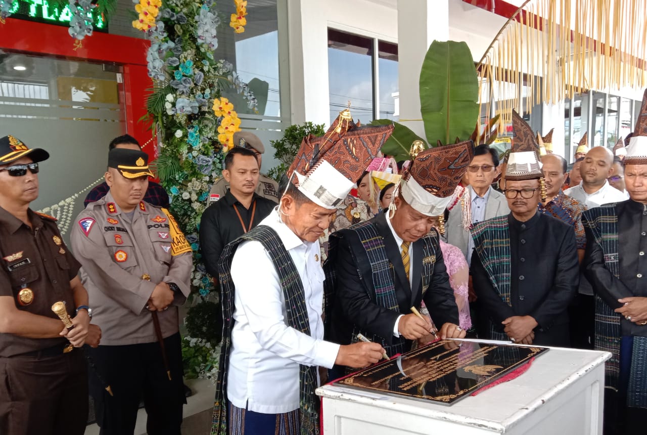 Pj Gubernur Sumut dan Bupati Simalungun Resmikan RSUD Tuan Rondahaim Pematangraya