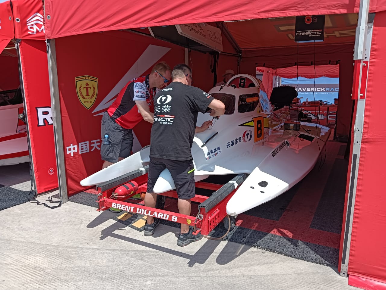 F1 Powerboat, Para Pembalap Uji Coba Lintasan