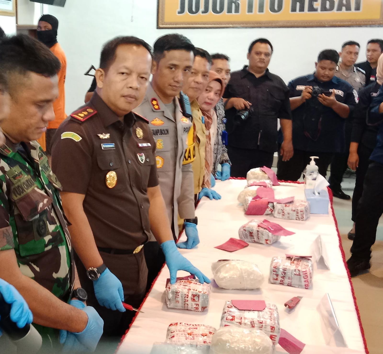 Polres Tebingtinggi Musnahkan 18 Kg Narkoba