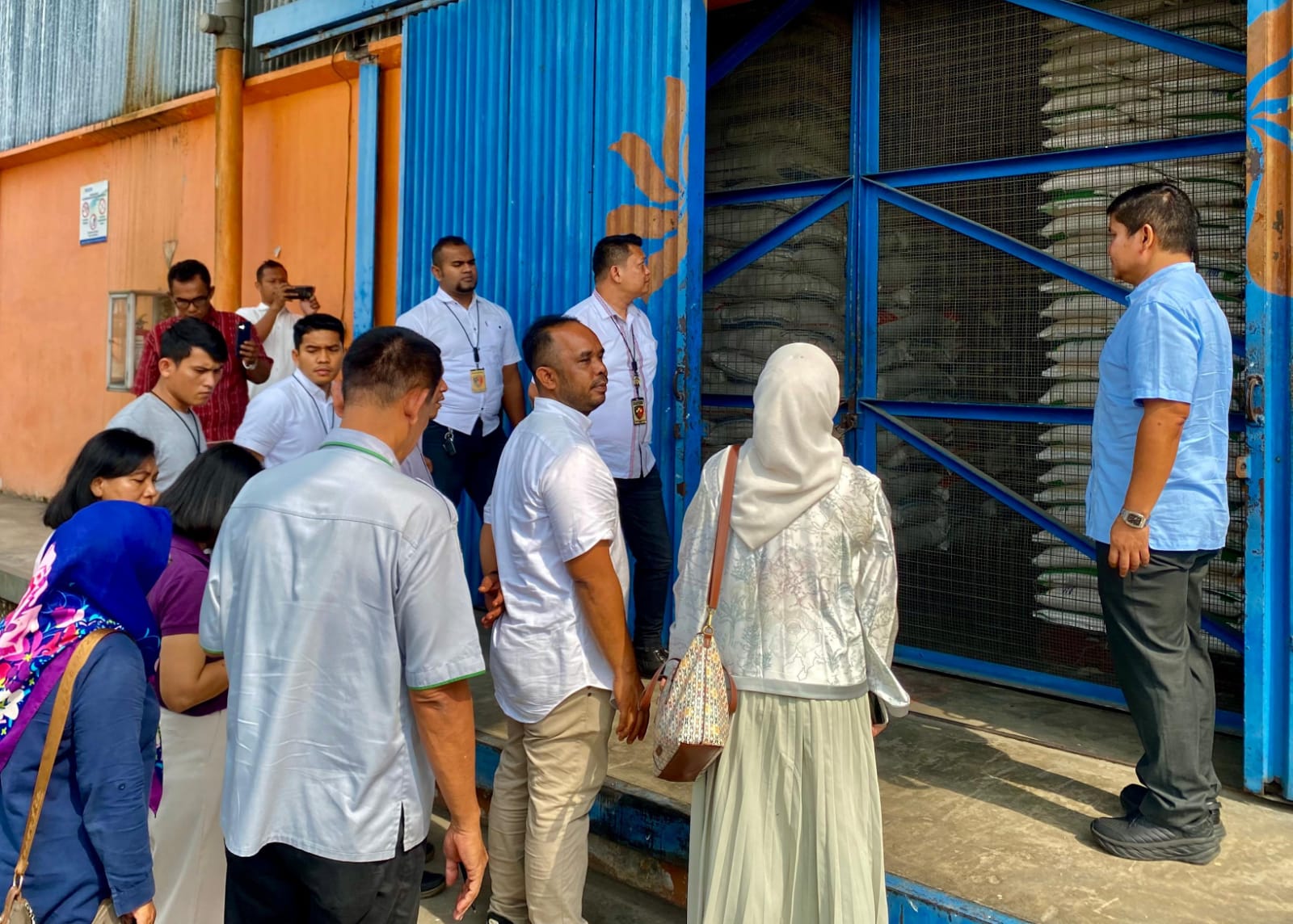 Satgas Ketahanan Pangan Kota Medan dan Polres Belawan Sidak Gudang Bulog Hingga Pasar Tradisional