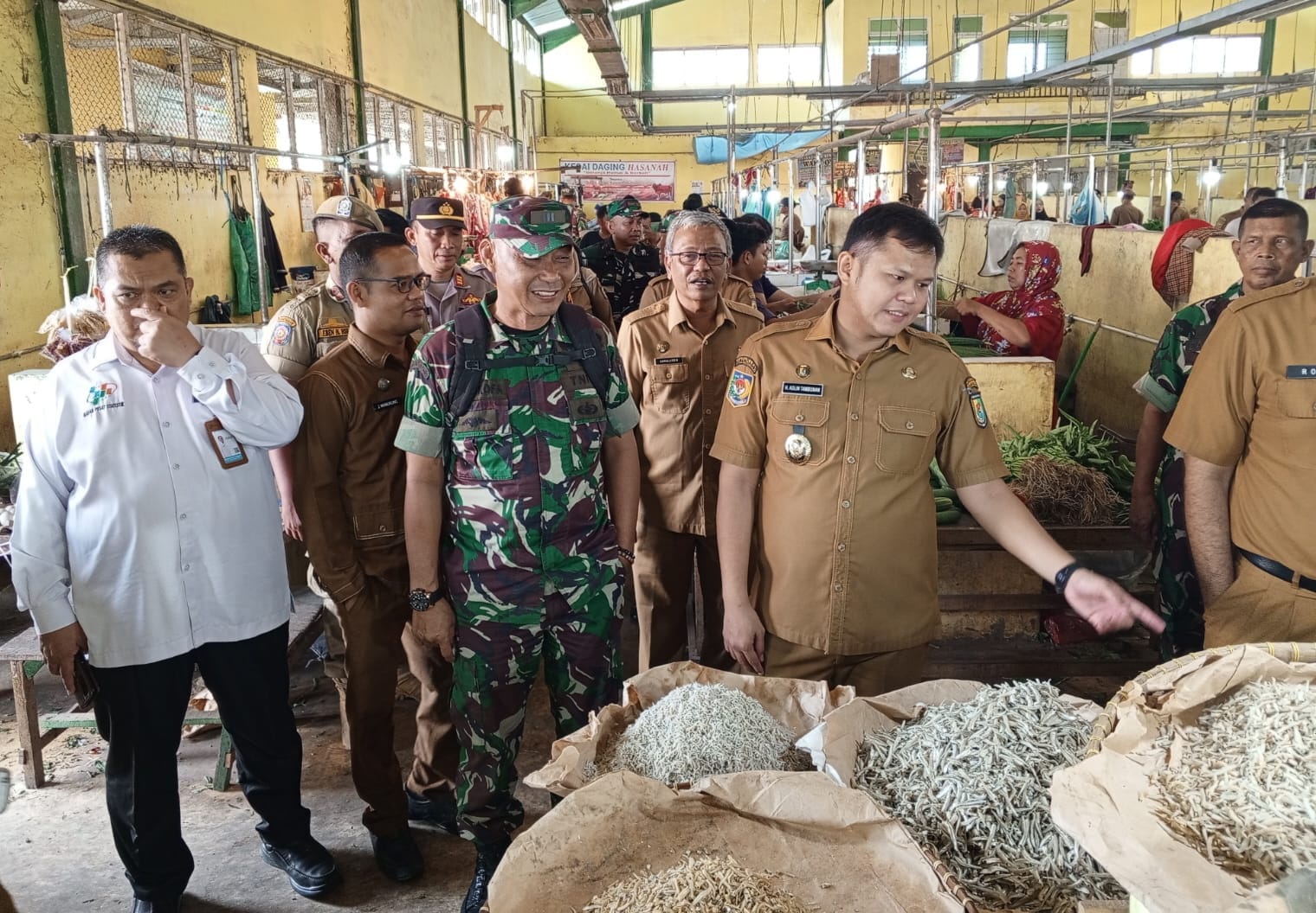 Wakil Bupati Sergai Bersama Forkopimda Sidak Pasar