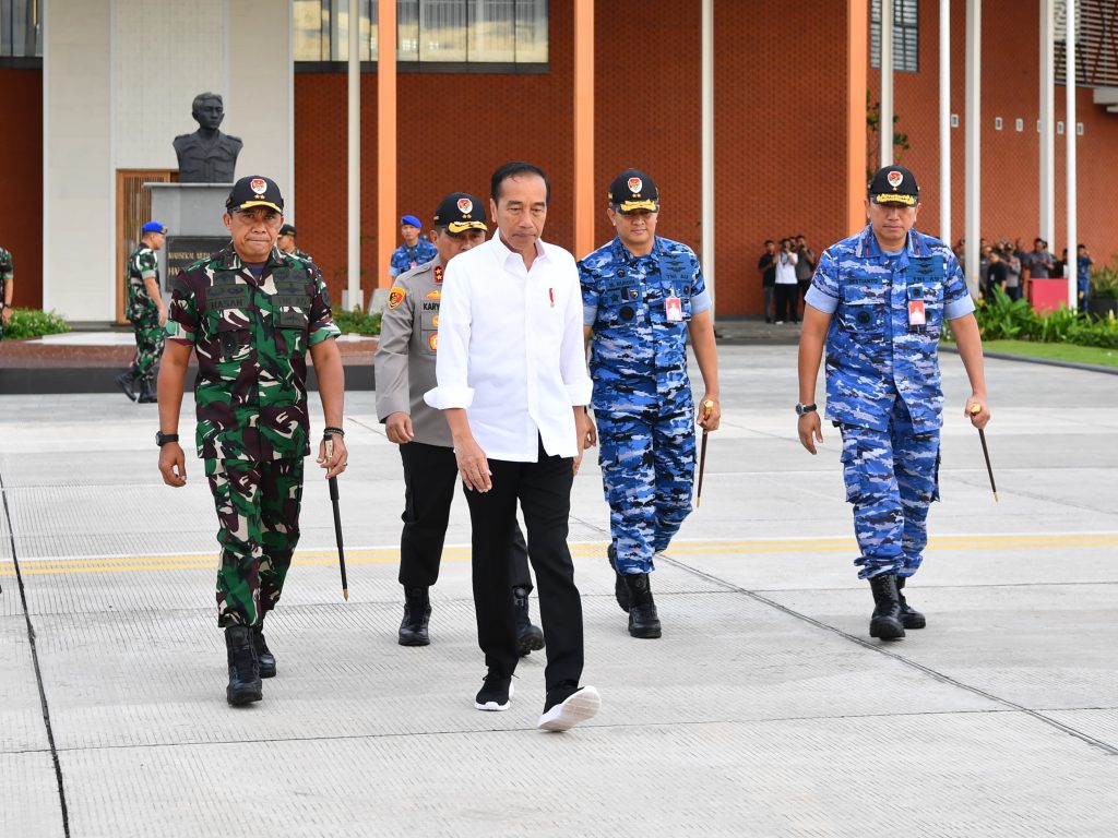 Presiden Jokowi Resmikan Instruksi Jalan Daerah di Jawa Timur Senilai Rp925 M