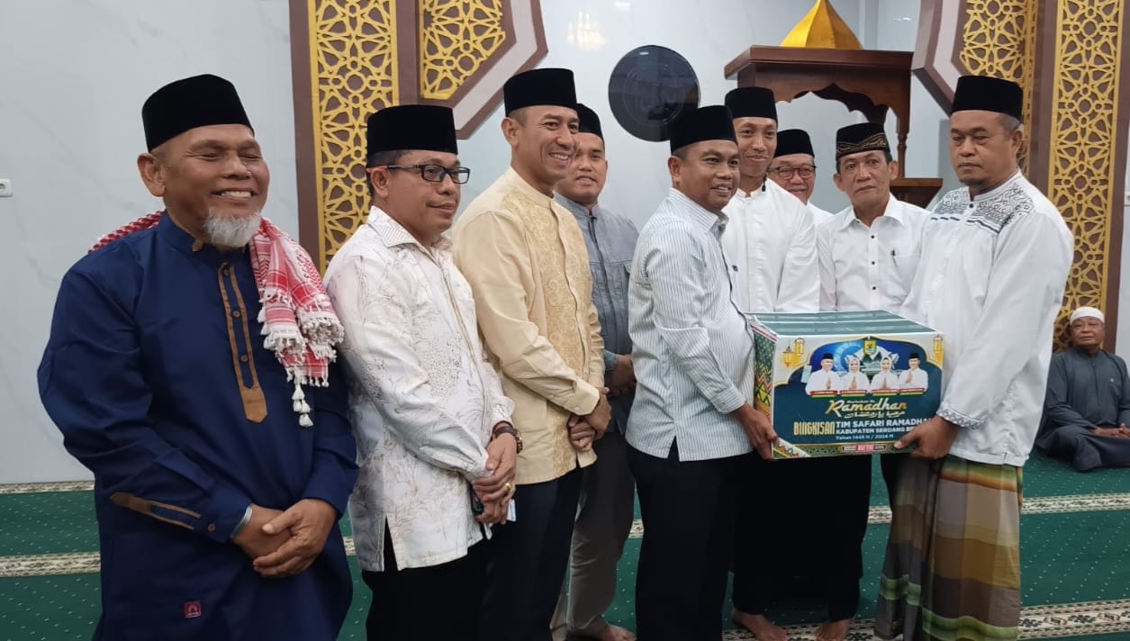 Bupati Sergai Darma Wijaya Minta Warga Tidak Panik dengan Harga Bahan Pokok
