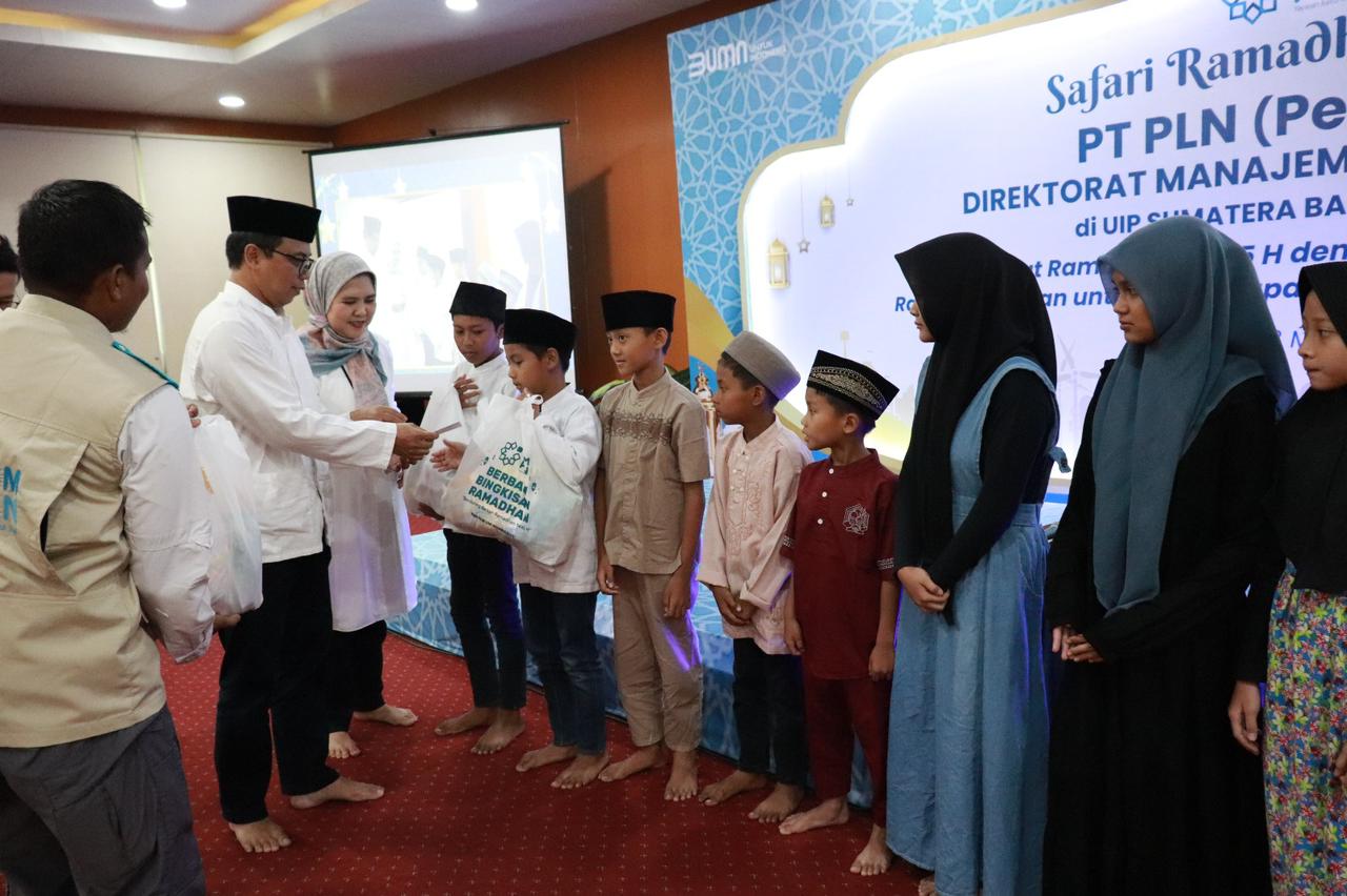 Energi Baru untuk Bersihkan Diri Agar Bersinar di Bulan Suci Ramadhan bersama DITMPRO & EBT serta YBM PLN UIP SBU