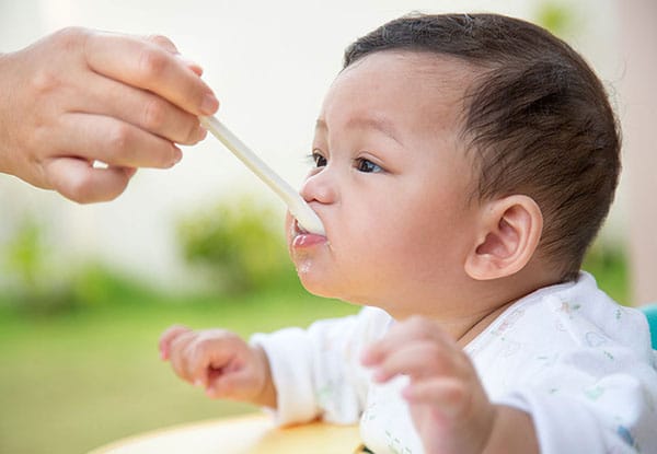 Pemberian Makanan Pendamping Air Susu Ibu Perlu Dilakukan Responsive Feeding