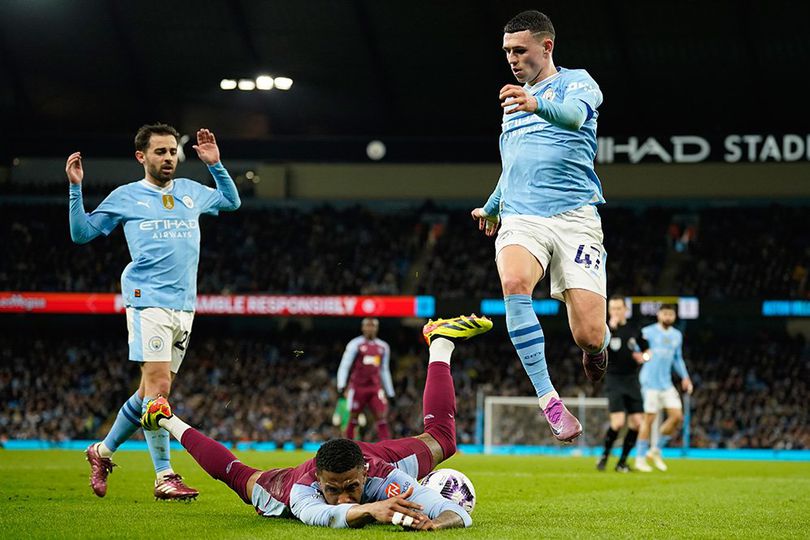 Liga Inggris, Manchester City Bombardir Aston Villa 4-1