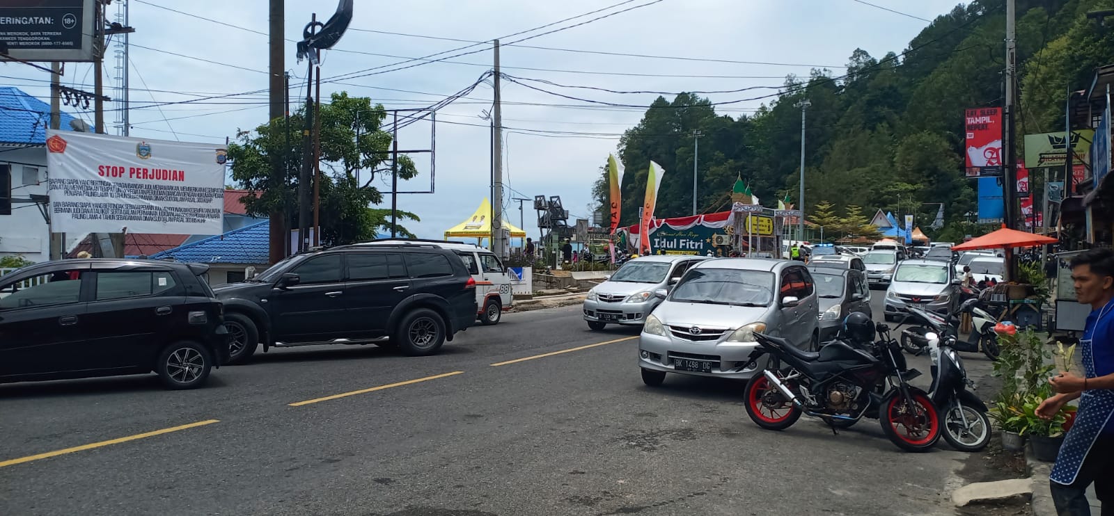 Arus Lalin di Kota Wisata Parapat Padat dan Lancar