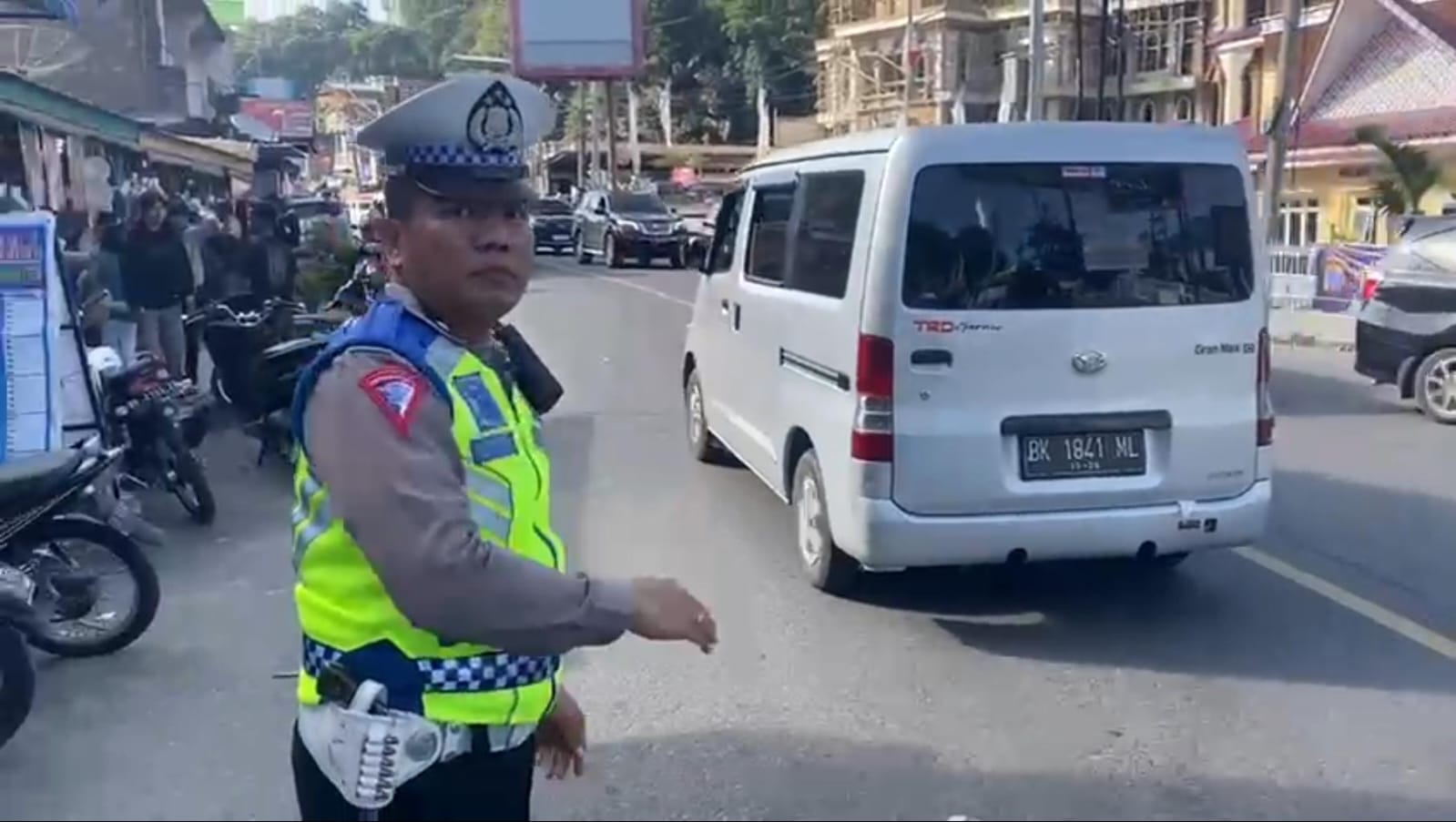 Polda Sumut Monitoring dan Mengecek Melalui Google Maps Situasi Arus Lalin Lebaran 2024