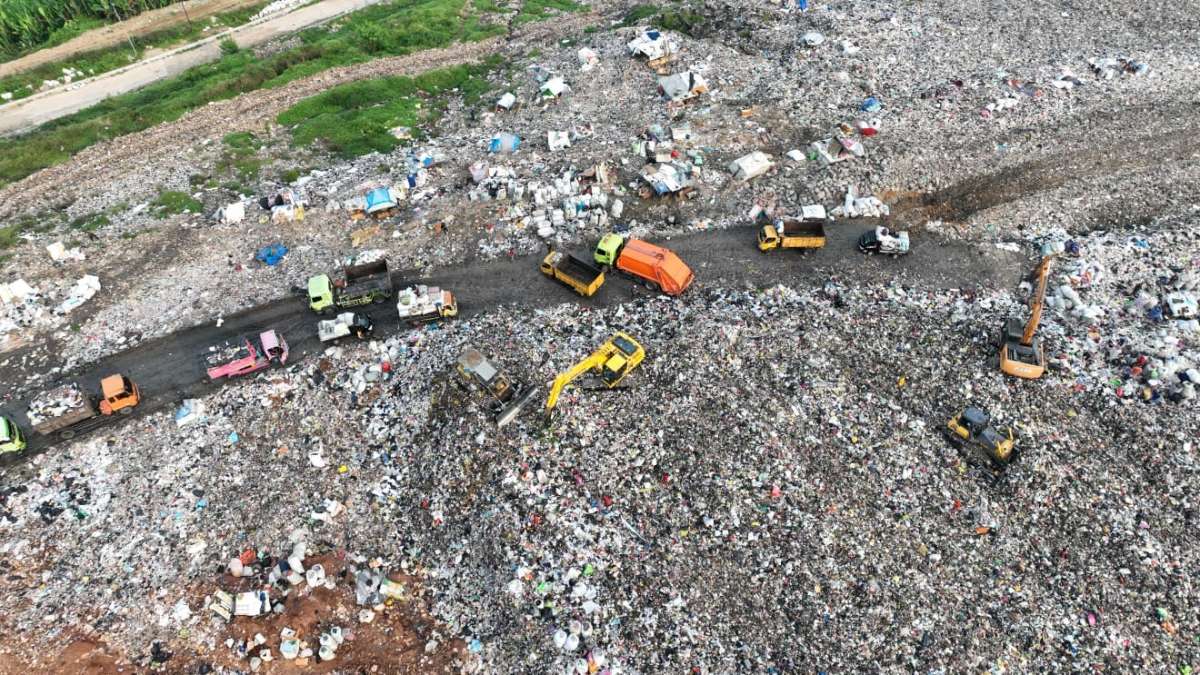 Sampah Bandung Raya di TPK Sarimukti Terkelola Baik Selama Ramadan