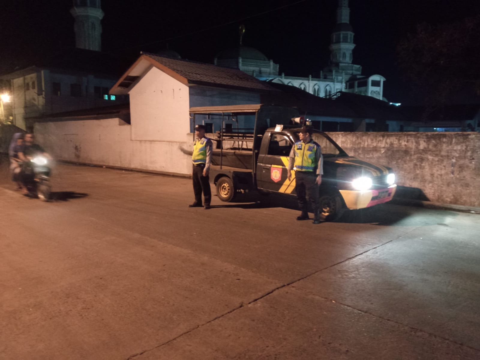Polisi Tebingtinggi Patroli Cek Rumah yang Ditinggal Mudik