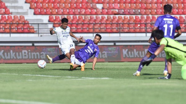 Liga 1, Persib Bandung Dijamu Persita Tangerang Main Imbang