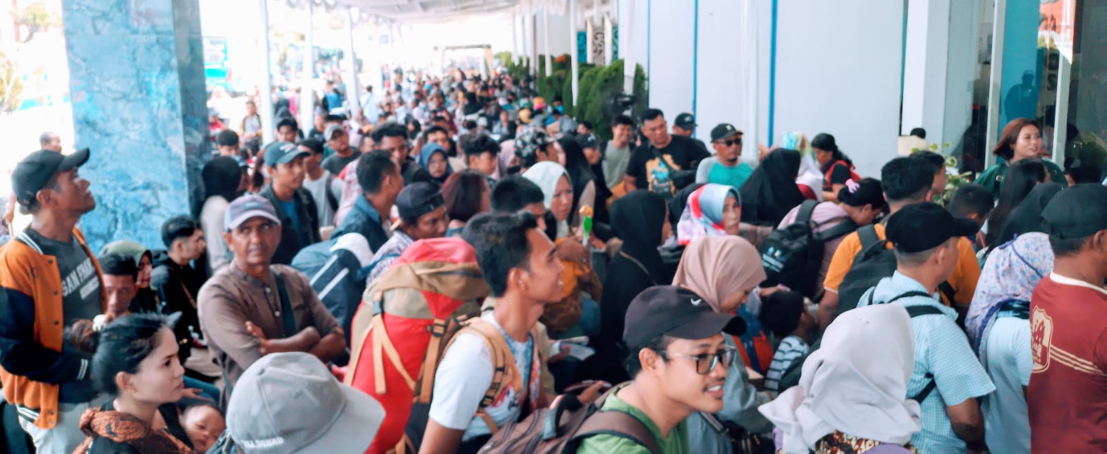 Puncak Arus Balik di Pelabuhan Belawan, KMP Kelud Angkut Ribuan Penumpang