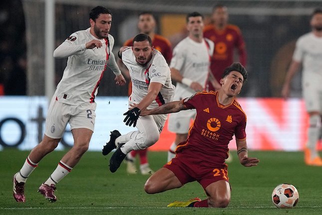 AS Roma Jinakkan AC Milan, Lolos ke Semi Final Liga Europa