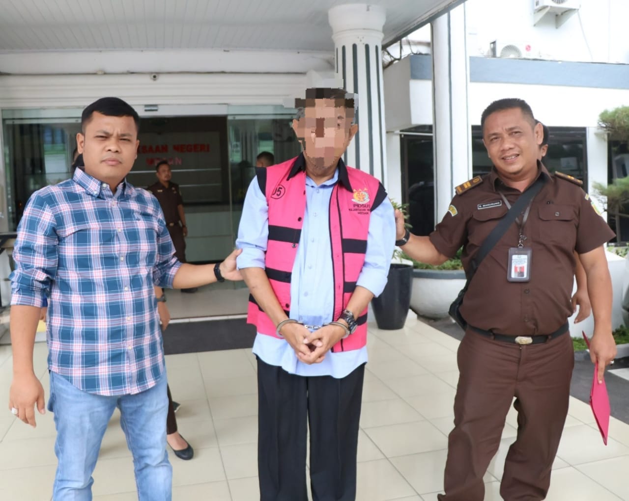 Kejari Medan Tahan Mantan Direktur Utama RSHAM