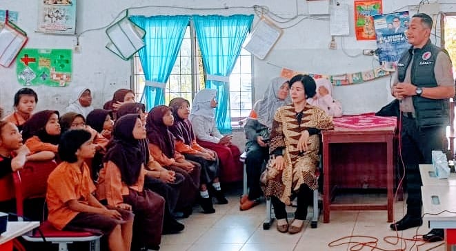 Polisi Belawan Lakukan Penyuluhan Bahaya Narkoba di Sekolah Dasar Negeri
