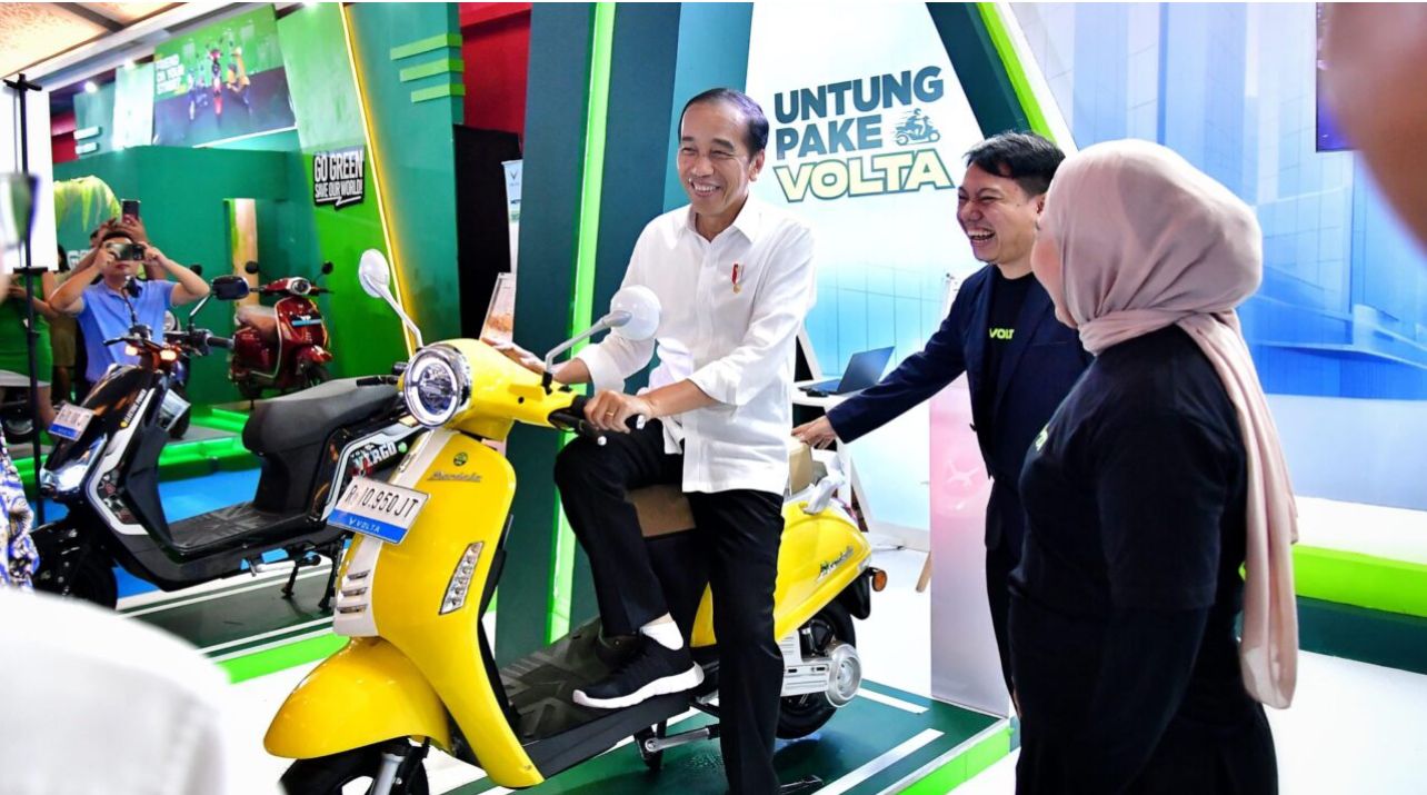 Presiden Jokowi Apresiasi Pameran Periklindo Electric Vehicle Show Tahun 2024