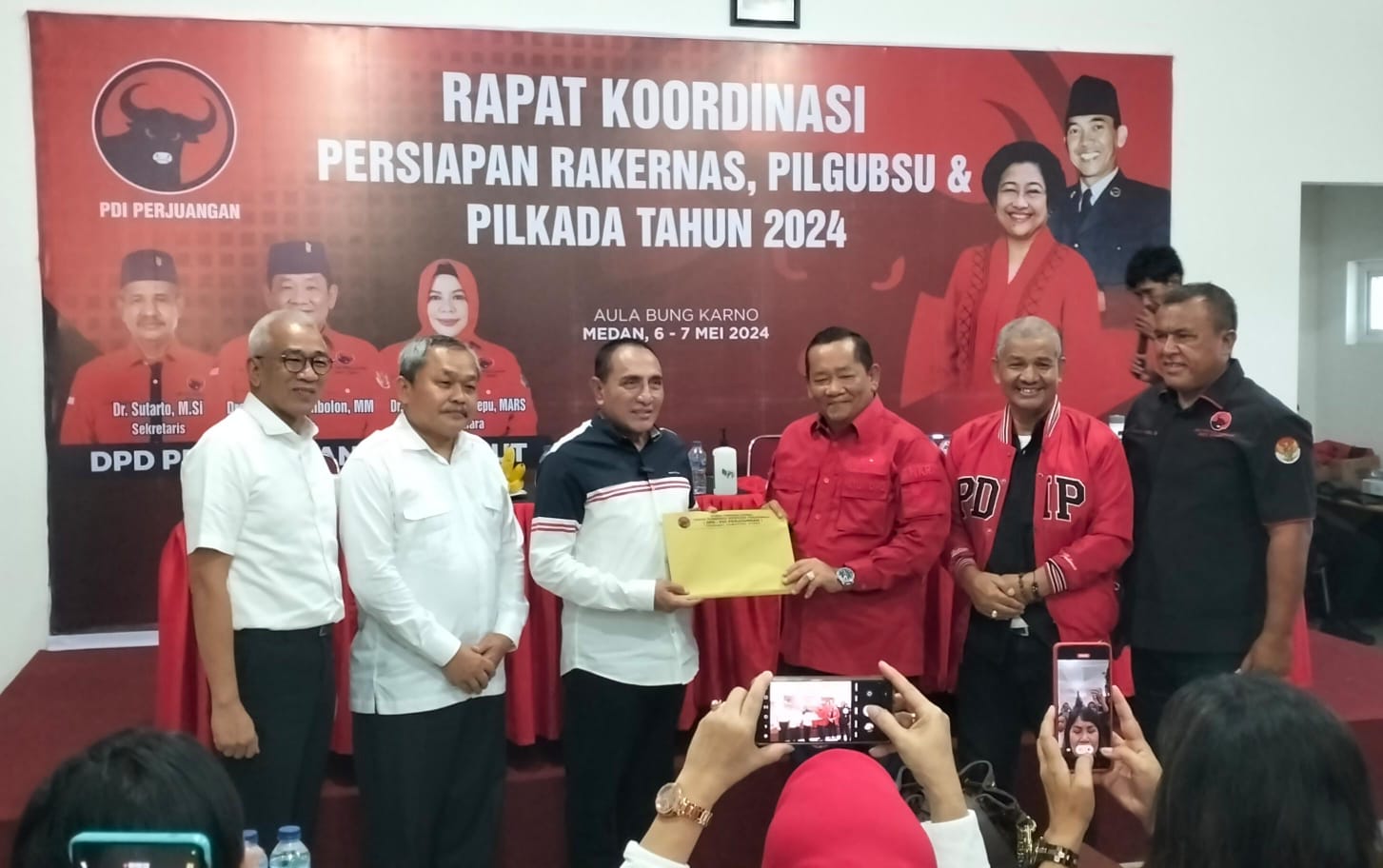 Edy Rahmayadi Resmi Daftar Jadi Balon Gubernur Sumut ke PDIP