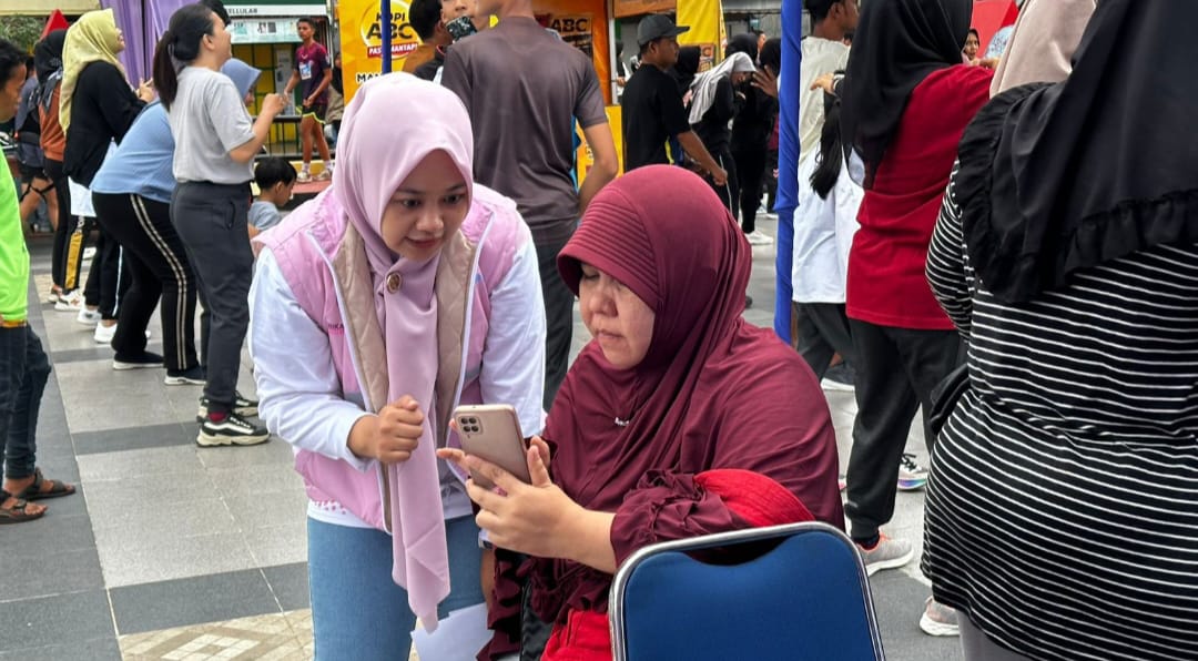 Srikandi PLN Hadirkan PLN Mobile Sebagai Solusi Layanan PLN Pada HUT Tabagsel