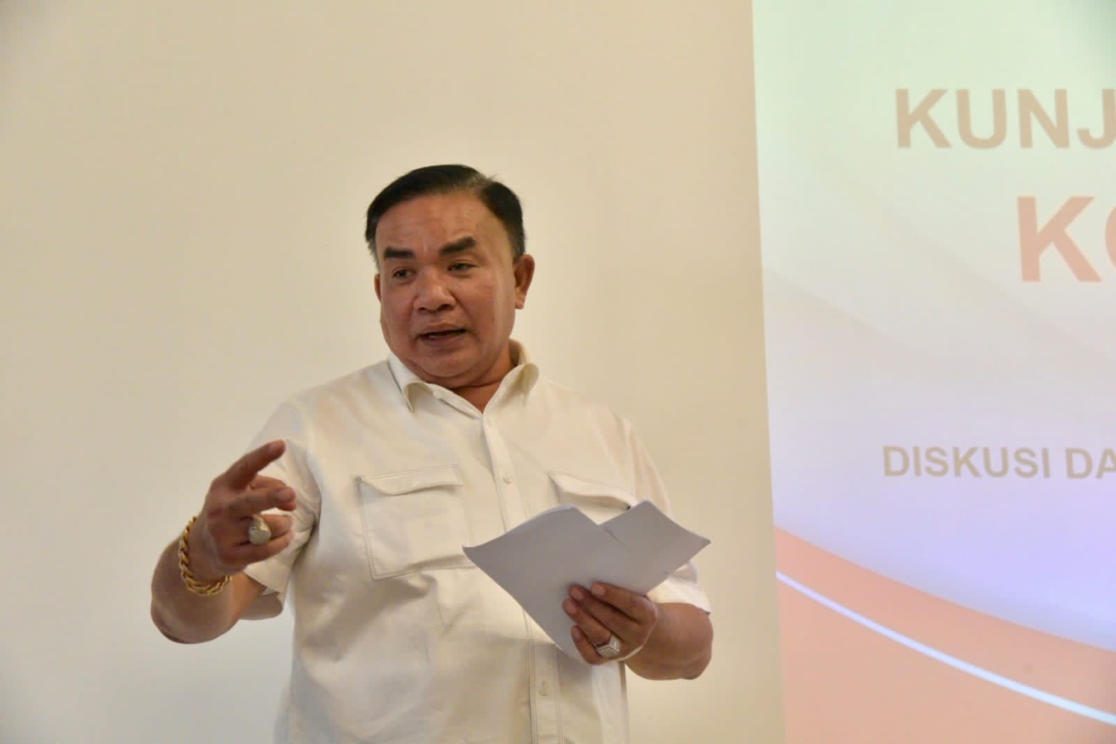 Tingkatkan Ekspor Ikan Hias Air Tawar Melalui Pembinaan terhadap Pelaku Usaha