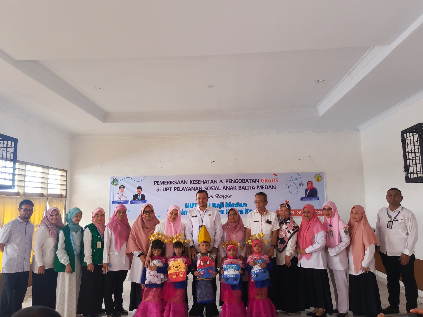 RS Haji Gelar Beragam Kegiatan Bakti Sosial