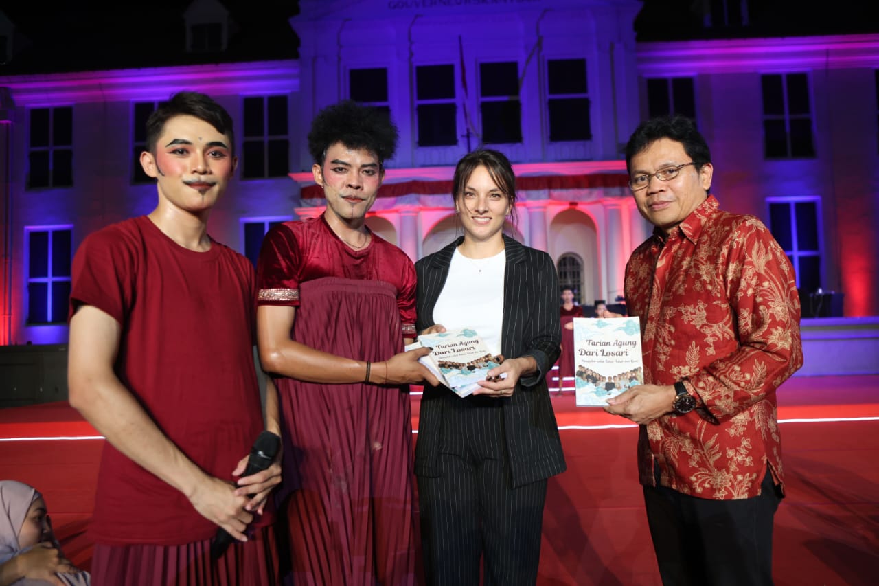 Kolaborasi Global Seniman: Hasilkan Karya Inovatif